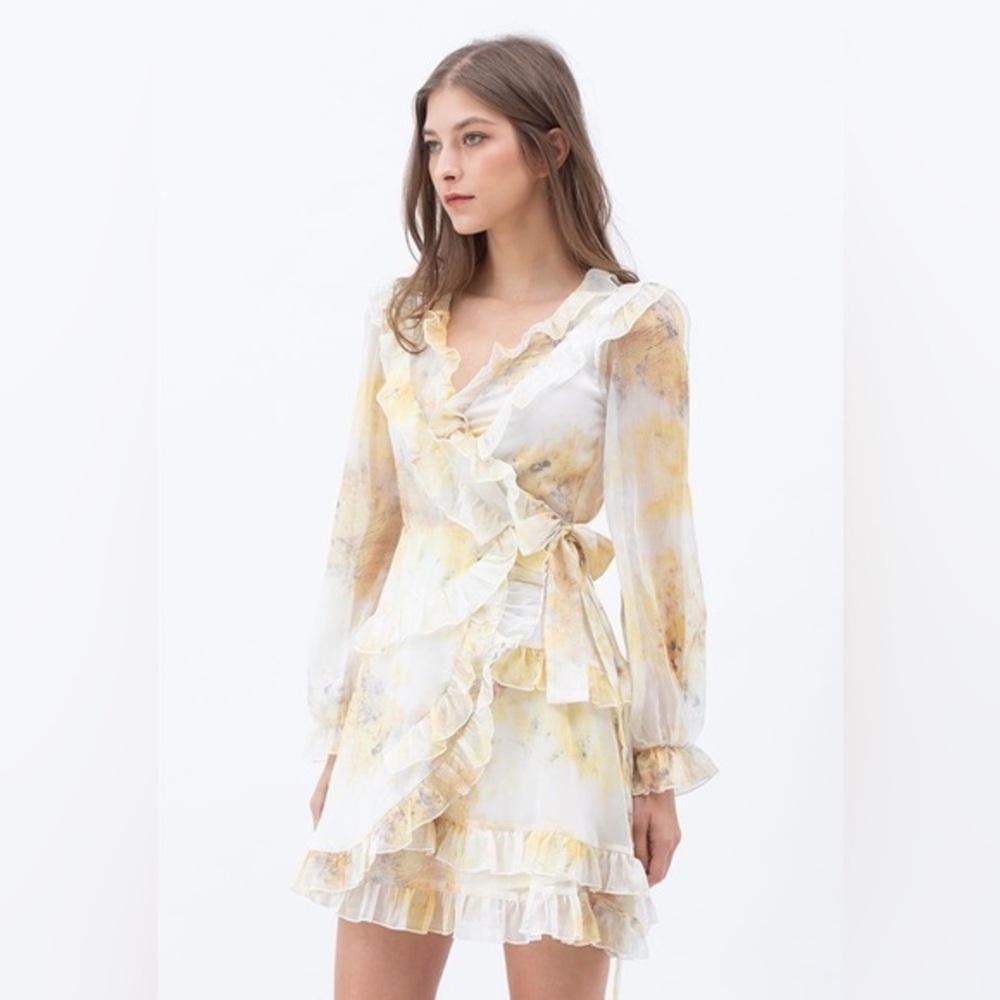 SALE | Gorgeous water color floral ruffle wrap dress NWT
